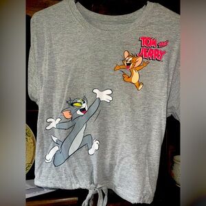 Women’s XL Tom and Jerry shirt
